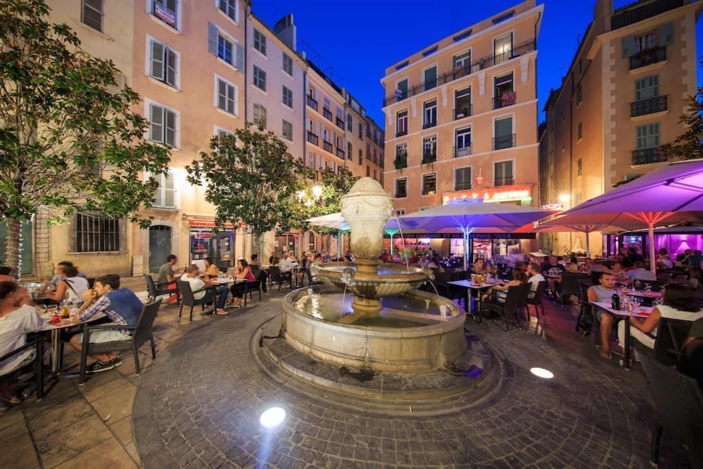 Appartement Neuf Au Coeur De Toulon Bagian luar foto