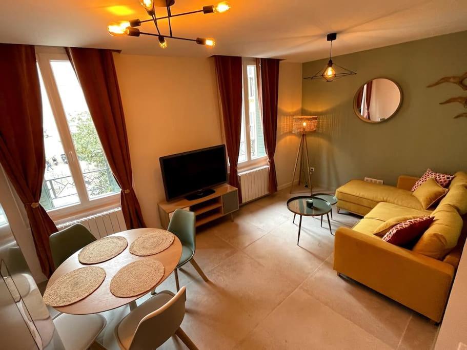 Appartement Neuf Au Coeur De Toulon Bagian luar foto